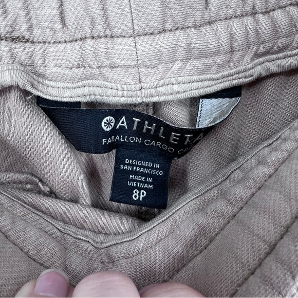 SOLD Athleta Silt Taupe Tan Farallon Cargo Crop Casual Sweatpants - Picture 4 of 8